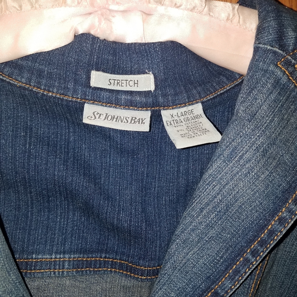 Jean Jacket - Picture 2 of 4
